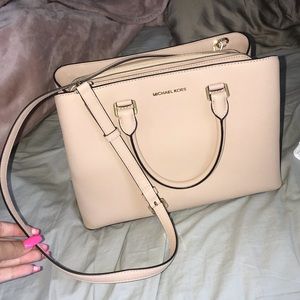 Michael Kors Medium shoulder bag